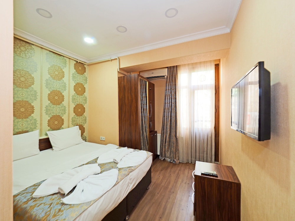 Renova Old City Hotel